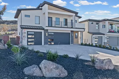 690 E Desert Cactus Dr, Washington, UT 84780 - Photo 2