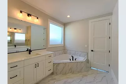 2818 E Rill Dr, Washington, UT 84780 - Photo 14