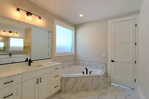 2818 E Rill Dr, Washington, UT 84780 - Photo 14