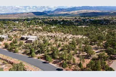 548 N Rock Garden Ln #69, Dammeron Valley, UT 84783 - Photo 2