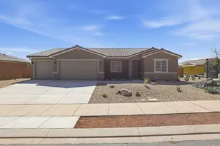 233 W Red Vis Dr, Ivins, UT 84738 - Photo 1