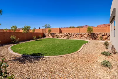 562 W 30 S, Ivins, UT 84738 - Photo 42