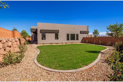 562 W 30 S, Ivins, UT 84738 - Photo 40