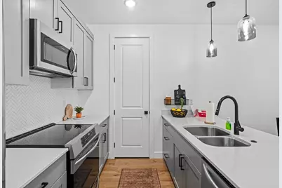710 W Akoya Pearl St #85, Saint George, UT 84790 - Photo 8