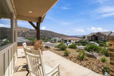 346 W Center St, Toquerville, UT 84774 - Photo 6