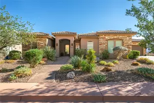 342 E 400 N, Ivins, UT 84738 - Photo 2