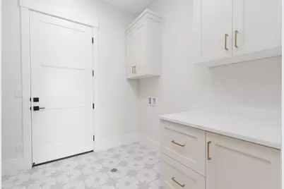 323 S Water Course Dr, Washington, UT 84780 - Photo 24