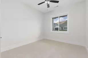 323 S Water Crse Dr, Washington, UT 84780 - Photo 32