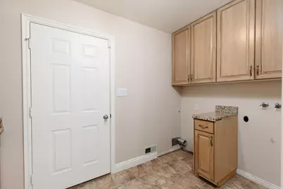 1355 E Saint James Ln, Saint George, UT 84790 - Photo 26