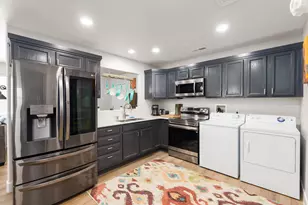 889 S 700 W, Hurricane, UT 84737 - Photo 30