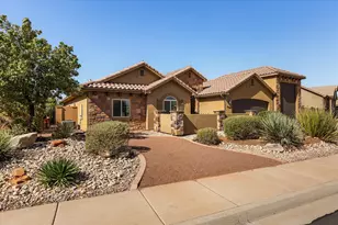 2644 S Wilson Dr, Hurricane, UT 84737 - Photo 2