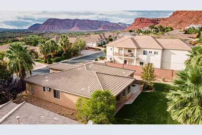 2176 N Gunsight Dr, Saint George, UT 84770 - Photo 4