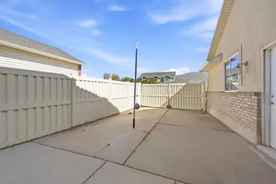 943 W Meadowlark Ln, West Bountiful, UT 84087 - Photo 38