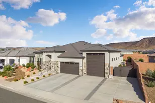 1949 N Mountain View Dr, Washington, UT 84780 - Photo 4