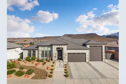 1949 N Mountain View Dr, Washington, UT 84780 - Photo 2