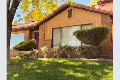 489 N Ridgeview Dr, Saint George, UT 84770 - Photo 2