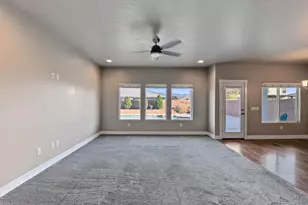 3263 E 3050 S, Saint George, UT 84790 - Photo 8