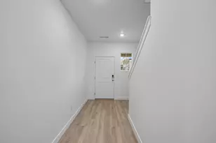 1609 S Sinawava Dr, Washington, UT 84780 - Photo 10