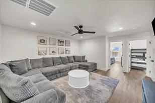1303 E Vista Roja Pl, Washington, UT 84780 - Photo 20
