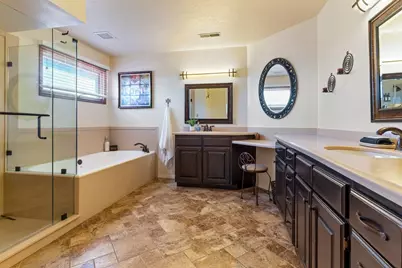 860 S Village Rd #E10, Saint George, UT 84770 - Photo 18