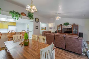 1825 W Mathis Park Pl, Saint George, UT 84770 - Photo 14