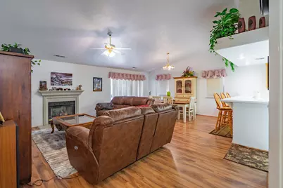 1825 W Mathis Park Place #5, Saint George, UT 84770 - Photo 10