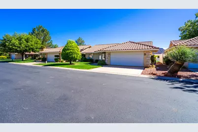 1825 W Mathis Park Place #5, Saint George, UT 84770 - Photo 2