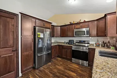4463 S Cape Vista Way, West Valley, UT 84120 - Photo 14
