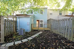 90 Village Dr, Dover, DE 19904 - Photo 2