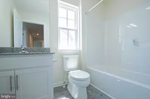 490 E Constitution Dr, Smyrna, DE 19977 - Photo 6