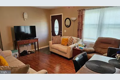 458 Evelyndale Drive, Dover, DE 19901 - Photo 2