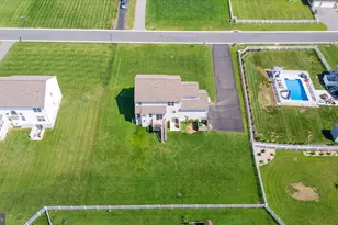 63 Lord Cir, Clayton, DE 19938 - Photo 2