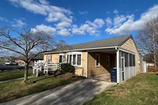 222 N Union St, Smyrna, DE 19977 - Photo 2