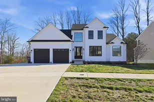 306 Shore Ln, Milford, DE 19963 - Photo 1