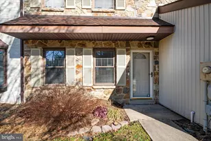 27 N Turnberry Dr, Dover, DE 19904 - Photo 8