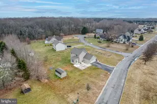 9 Canary Ct, Dover, DE 19904 - Photo 4