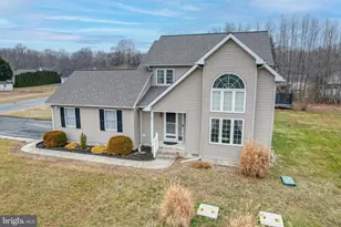 9 Canary Ct, Dover, DE 19904 - Photo 2