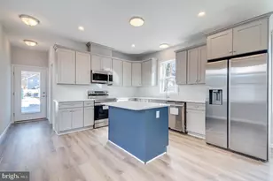 209 N New St, Dover, DE 19904 - Photo 2