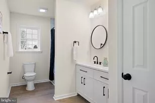 18 McClary St, Leipsic, DE 19901 - Photo 12