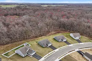 401 Alezach Dr, Dover, DE 19901 - Photo 2