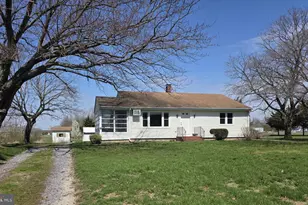 697 W Denneys Rd, Dover, DE 19904 - Photo 16