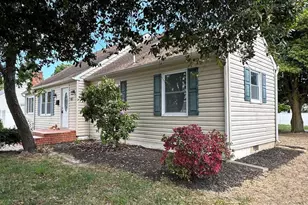 822 White Oak Rd, Dover, DE 19901 - Photo 2