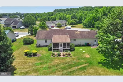 614 Fieldcrest Drive, Dover, DE 19904 - Photo 2