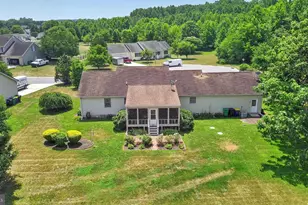 614 Fieldcrest Dr, Dover, DE 19904 - Photo 2