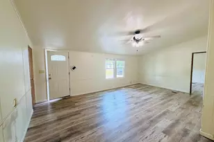 19 Gordon Dr, Dover, DE 19901 - Photo 4