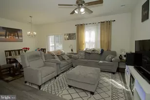 305 Stripes Ct, Dover, DE 19901 - Photo 8