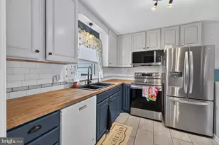 935 Janeka Ln, Dover, DE 19904 - Photo 2