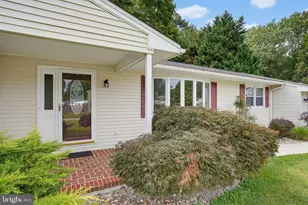 90 Greenview Dr, Dover, DE 19901 - Photo 8