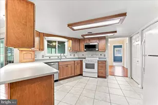1 W Fairways Cir, Smyrna, DE 19977 - Photo 8