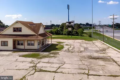 2994 New Castle Avenue, New Castle, DE 19720 - Photo 2